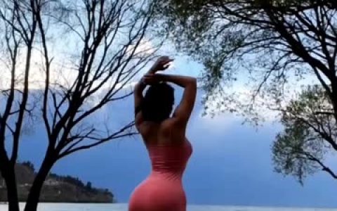 鹿瑶本瑶微密圈资源的艺术价值（鹿瑶本瑶微密圈作品鉴赏）